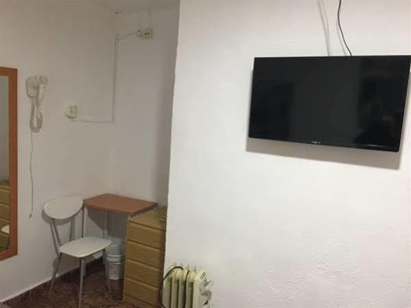 Pension La Ferroviaria - Sin Ascensor Сарагоса Екстериор снимка